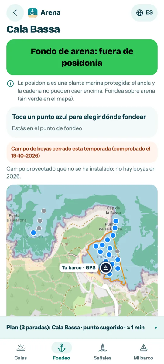 Captura de Arena: fondeo en Cala Bassa con el aviso «Fondo de arena: fuera de posidonia»