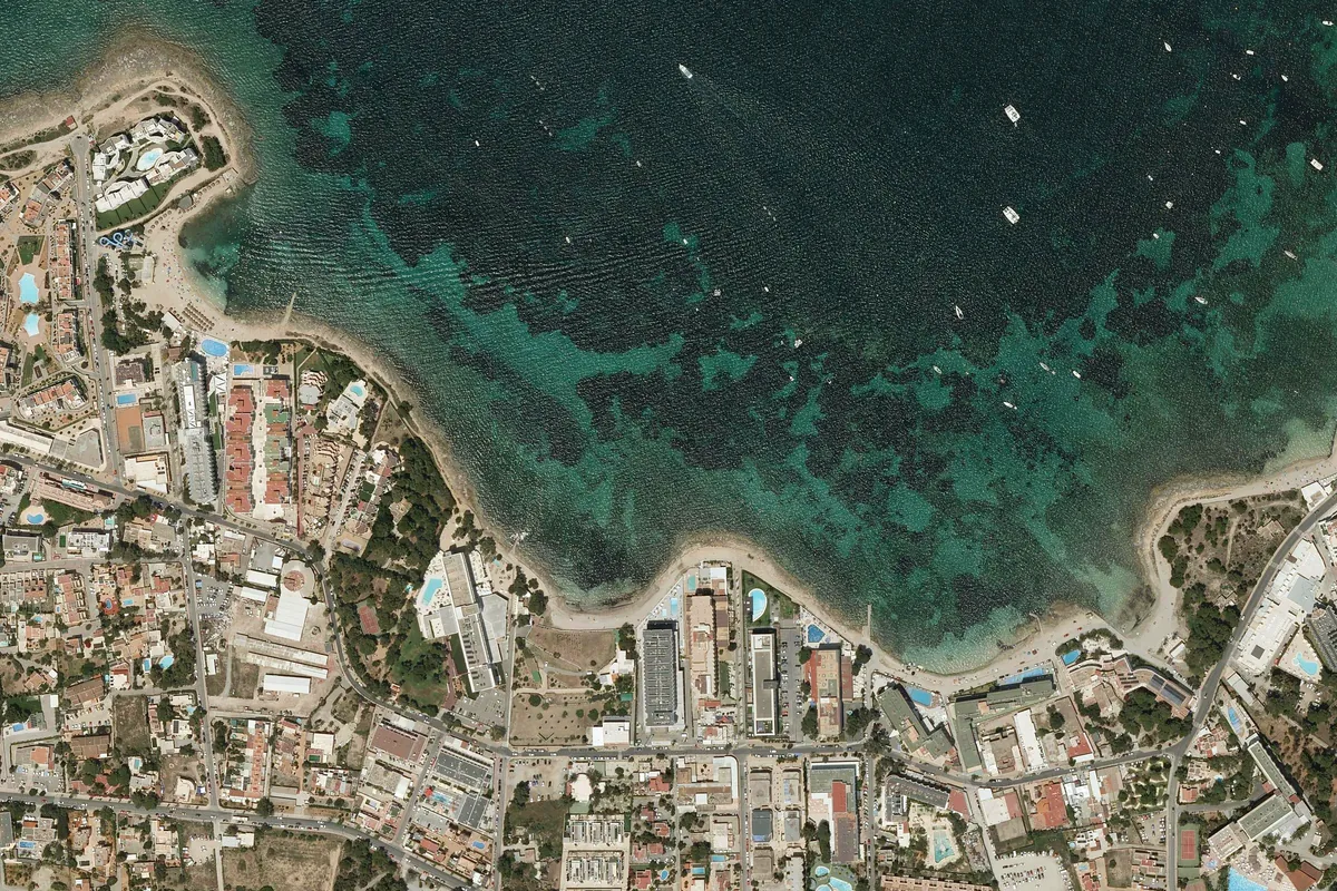 Foto de Platja d’en Serral